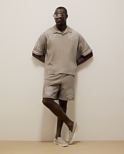 Beige Regular Fit Embroidered Shorts