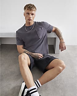 Black Short Sleeve Regular Fit Pocket T-Shirt