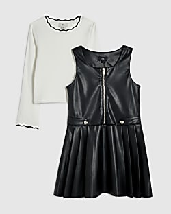 Girls Black Heart Stud Pleated Pinafore Dress