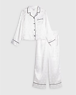 Girls White Heart Jacquard Satin Pyjamas