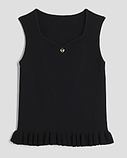 Girls Black Sleeveless Sweetheart Tank Top