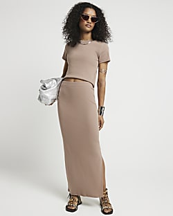 Beige ribbed maxi skirt River Island