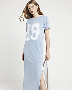 Blue number graphic t-shirt midi dress