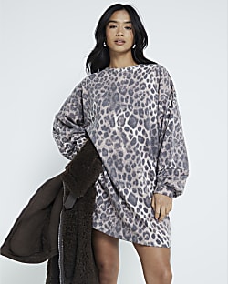 Brown sweatshirt dress shop