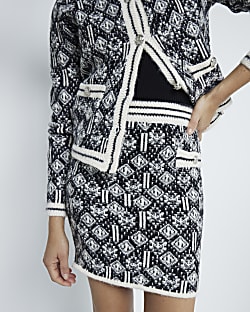 Black Geometric Mini Knit Skirt