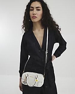 White Rectangle Raffia Bowler Bag