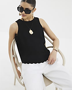 Black Scallop Hem Tank Top