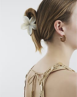 White Flower Hair Claw Clip