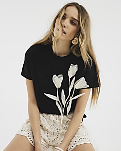 Black Short Sleeve Organza Flower T-shirt