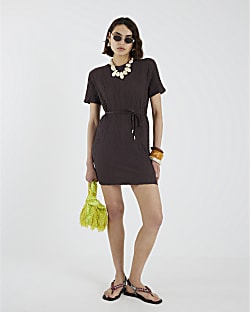 Brown Short Sleeve Textured T-shirt Dress