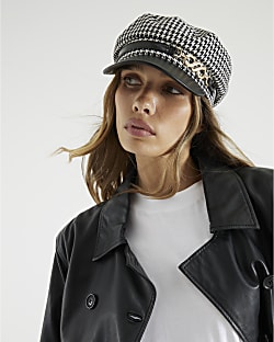Black Houndstooth Baker Boy Hat