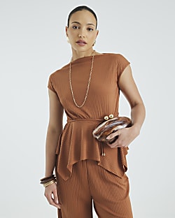 Brown Plisse Sleeveless Peplum Top