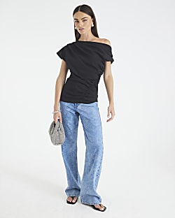 Black Short Sleeve Ruched Top
