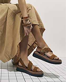 Brown Two Part Ring Buckle Flatform Sandals