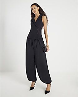 Black Sleeveless Asymmetric Waistcoat