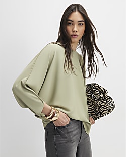 Green Long Sleeve Batwing Top