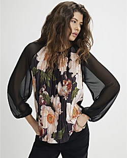 Black Floral Pleated Long Sleeve Top