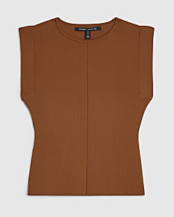 Petite Brown Fitted Knit Sleeveless Top