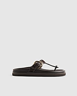 Brown Buckle Toe Thong Sandals