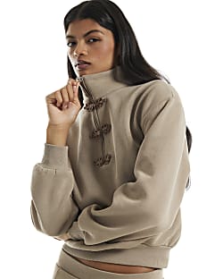 Beige Long Sleeve Frogging Zip Sweatshirt