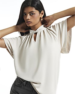 Cream Short Sleeve Twist Front Top