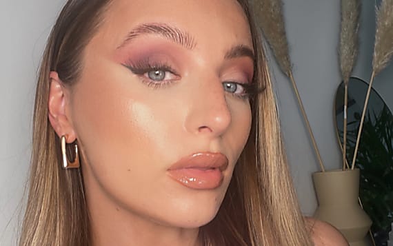 Summer Wedding Guest Make-up Tutorial With Emalie