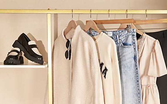 Five Outfits That Nail The Quiet Luxury Trend