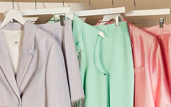 Bold brights for summer weddings