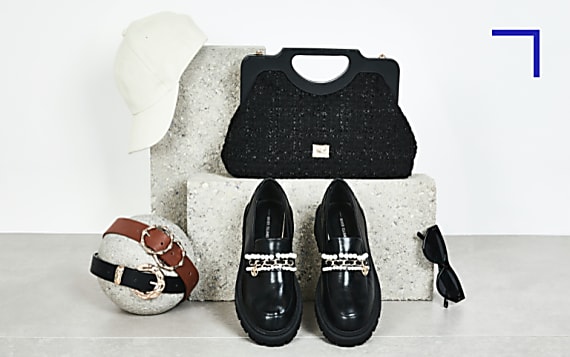 Four accessories for your capsule wardrobe