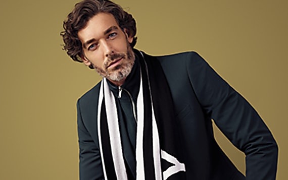 Richard Biedul Suits Himself.