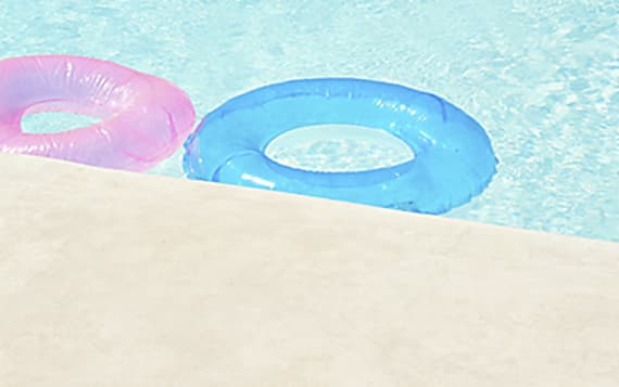 8 Struggles Of A Mini Heatwave