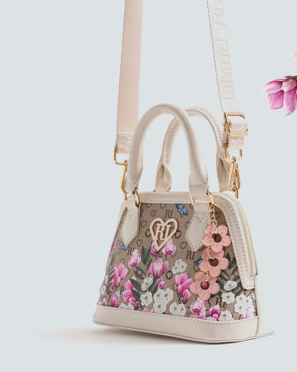 River Island Imagery
