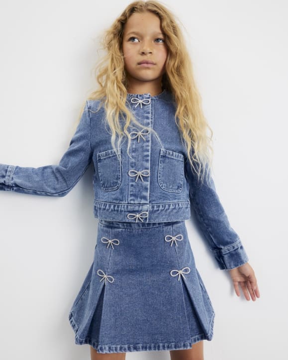River Island Imagery
