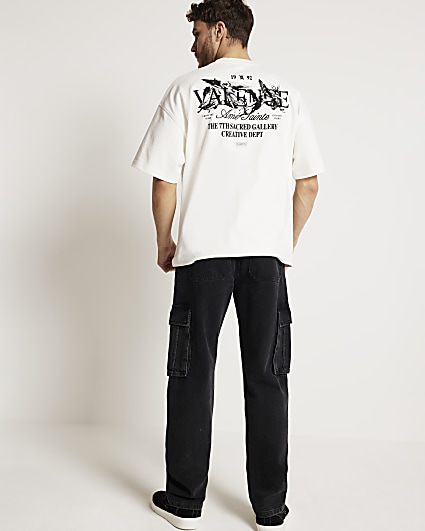 White oversized fit graphic t-shirt