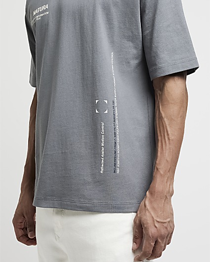 Blue regular fit graphic print t-shirt