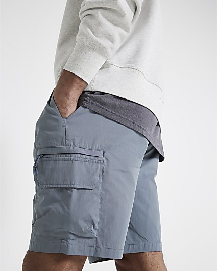 Blue regular fit cargo shorts