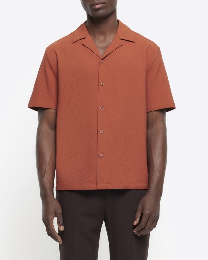 Red regular fit seersucker revere shirt