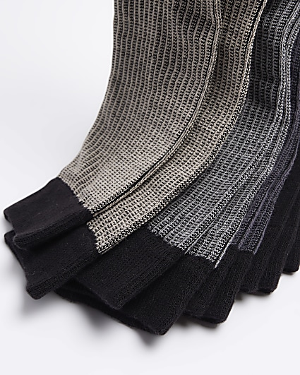 5PK grey textured smart socks