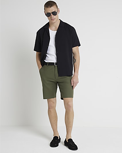 Khaki slim fit belted chino shorts