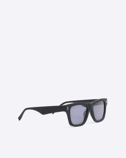 Black rubber square sunglasses