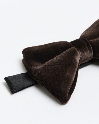 Brown velvet oversized bow tie