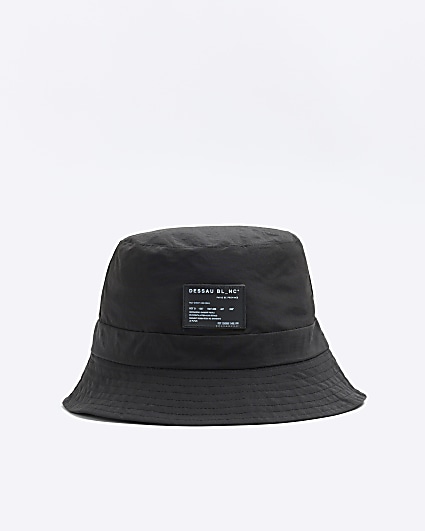 Black nylon bucket hat