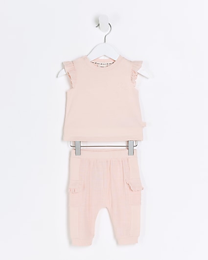Baby girls pink t-shirt and joggers set