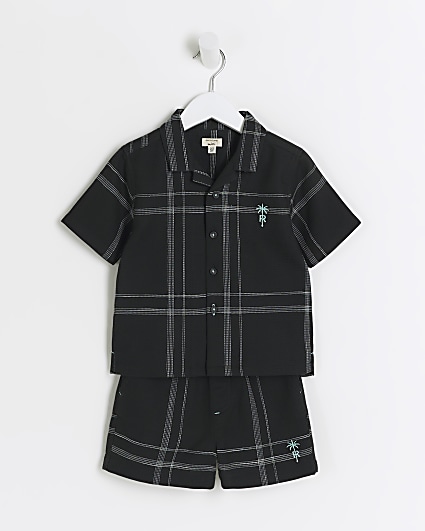 Mini boys black checked shirt and shorts set