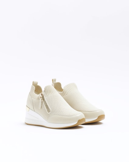 Girls beige wedge sole trainers