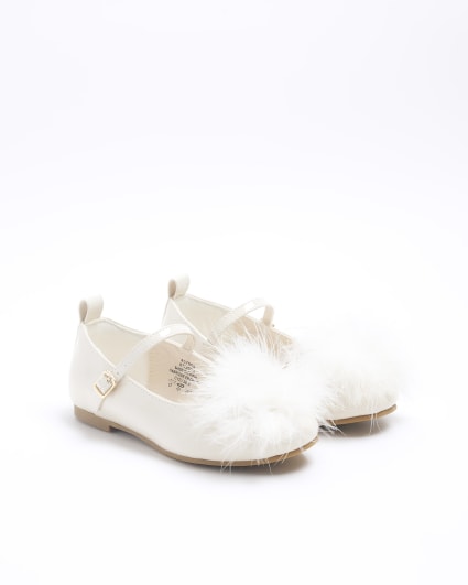 Girls cream feather ballet shoes