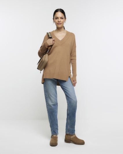 Brown v-neck jumper