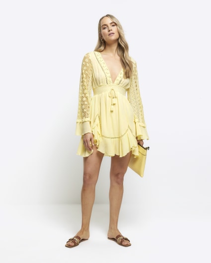 Yellow lace sleeve beach mini dress