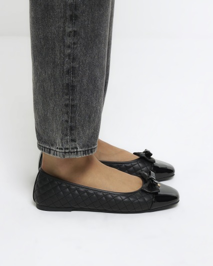 Black wide fit quilted bow ballet pumps