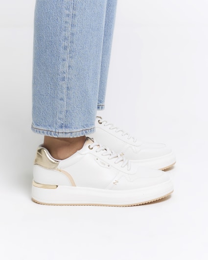 White panel lace up trainers